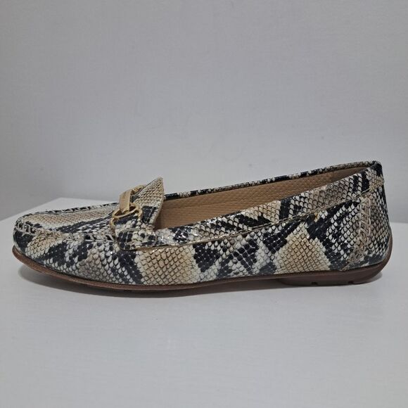 Geox Respira Phython Print Drive Moccasin Loafer Faux Leather Size 37 Biege/Mult - Picture 15 of 16